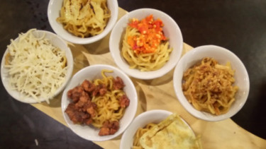 Mie mangkok ARK'Z food garage