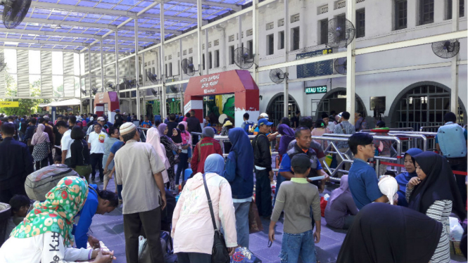 Stasiun Pasar Senen, Jakarta Pusat.