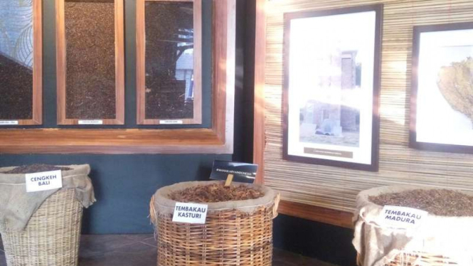 Pameran tembakau di Jakarta Fair