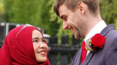 Filzah Adin Lubis dan Michael Ruppert