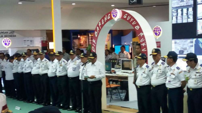 Menhub Budi Karya Sumadi tutup posko mudik 2017.