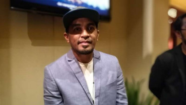 Glenn Fredly diisukan dekat dengan pedangdut seksi, Mutia Ayu.