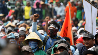 Aksi Demo Nelayan Tolak Peraturan Larangan Penggunaan Cantrang