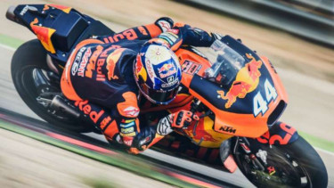 Pembalap Red Bull KTM Ajo, Miguel Oliveira