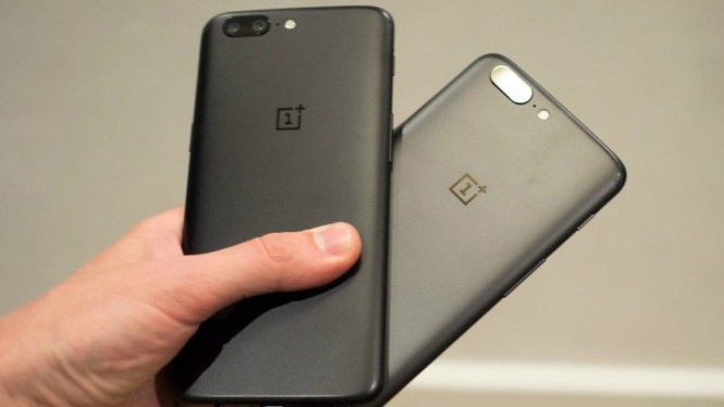 Ponsel OnePlus.