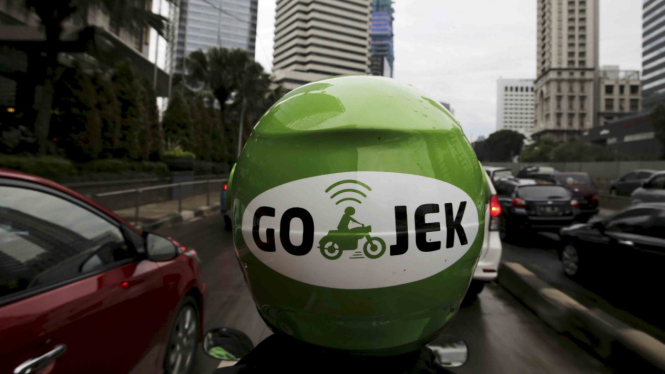 Helm khas Gojek