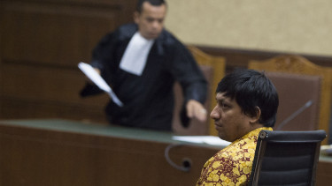 Fahd El Fouz dalam sidang perdana.