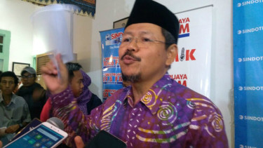 Juru Bicara Hizbut Tahrir Indonesia atau HTI, Ismail Yusanto.