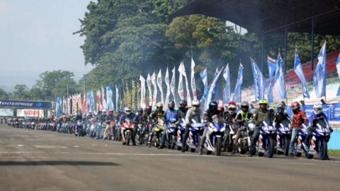 Sunday Race, sentul