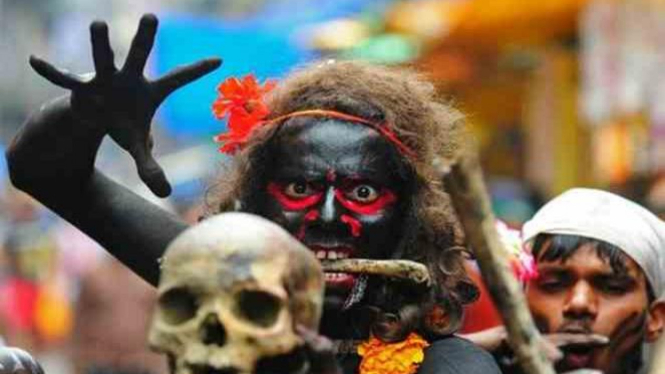 Suku Aghori Sadhus .