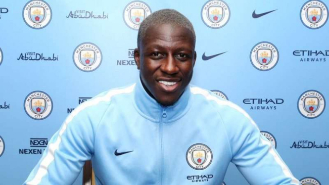 Bek Manchester City, Benjamin Mendy