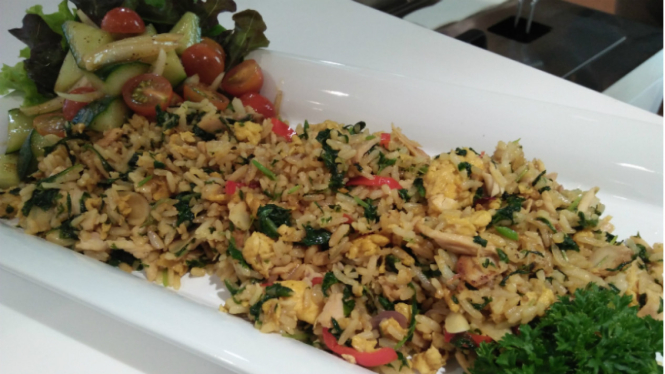 Nasi Goreng Bayam Pedas.