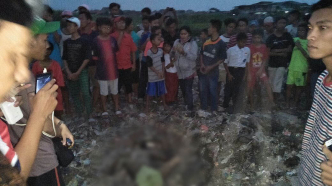Seseorang tewas terbakar di Cengkareng.