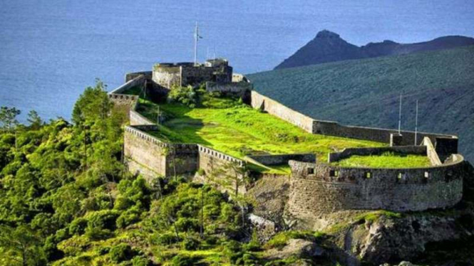 Pulau St Helena, Inggris