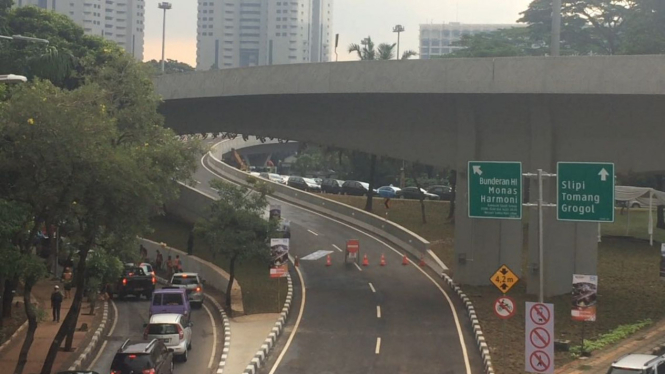 Akses menuju Simpang Susun Semanggi.