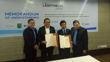 Pemerintah dan swasta bikin program pendidikan Lighthouse School Program 
