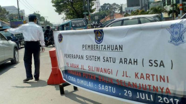 Penerapan sistem satu arah di Jalan Dewi Sartika dan Jalan Nusantara Depok