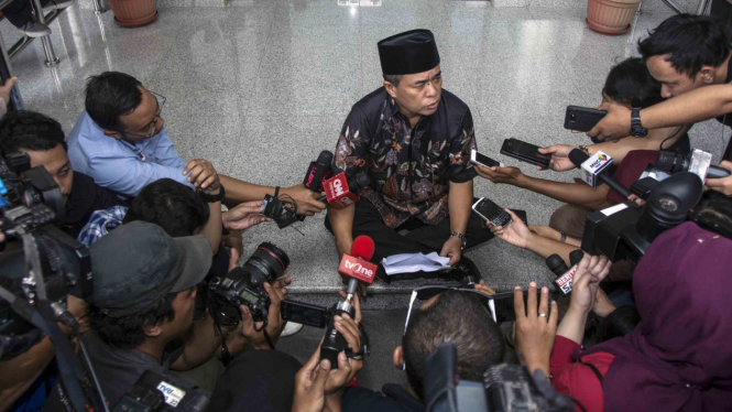 Ade Komarudin Diperiksa KPK.