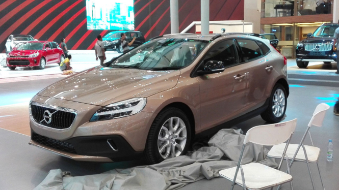 Volvo V40 Cross Country di GIIAS 2017.