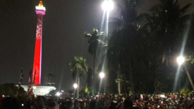 Monas