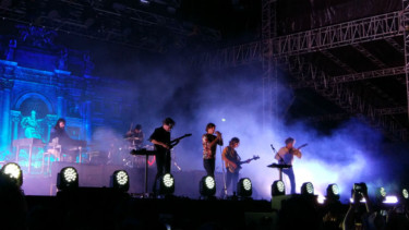 Penampilan Phoenix diacara We The Fest 2017