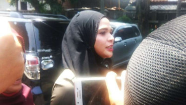 Rosmanizar istri Enji