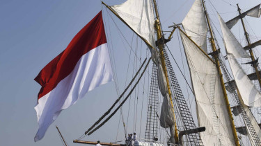 Upacara Kemerdekaan di Atas KRI Dewaruci