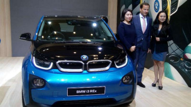 Mobil BMW i3 dipamerkan di GIIAS, Sabtu, 19 Agustus 2017.