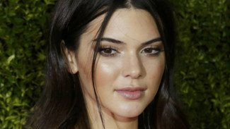 Tips Pulaskan Make-up Strobing Bagi Kulit Berminyak