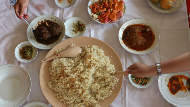 Hidangan di Kampung Arab Palembang.