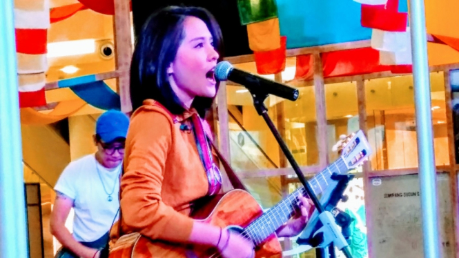 Lala Karmela