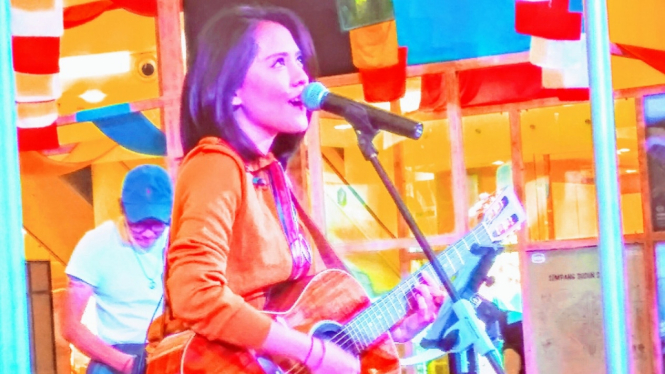 Lala Karmela