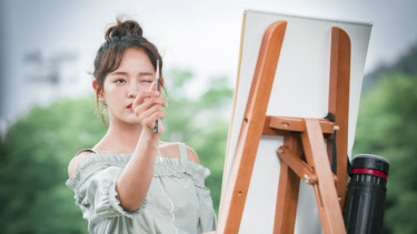 Kim Sejeong dalam drama School 2017