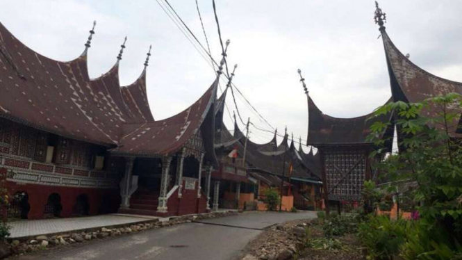 Kawasan Seribu Rumah Gadang yang berada di Jorong Koto Baru.