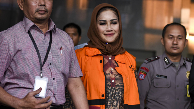 KPK tahan Walikota Tegal Siti Masitha Soeparno
