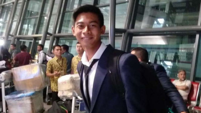 Kiper Timnas Indonesia U-22, Satria Tama