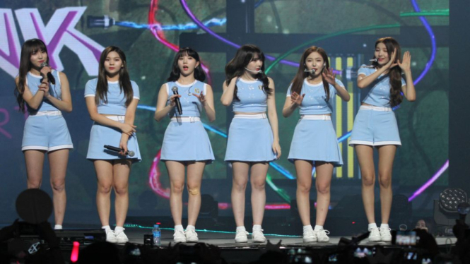 Girlband GFriend di Music Bank.