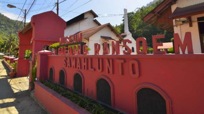 Museum Gudang Ransoem di Kota Sawahlunto, Sumatera Barat 