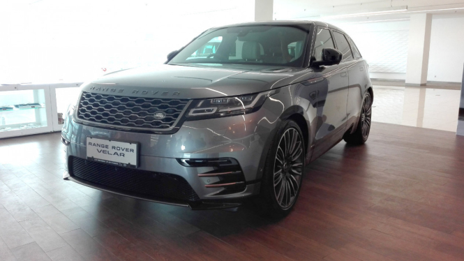 Range Rover Velar.