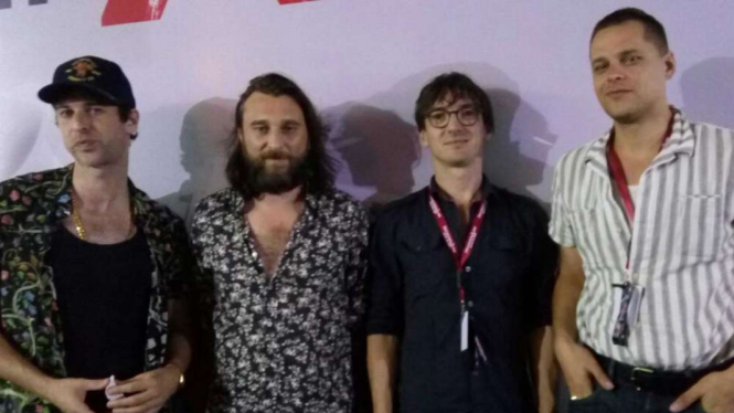 Group Musik Rock asal Australia Jet.