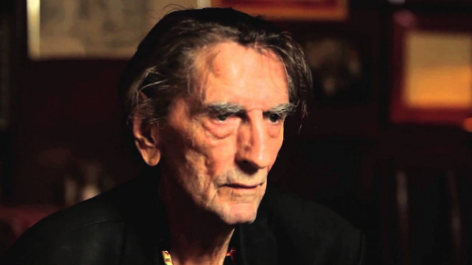 Mendiang Harry Dean Stanton.