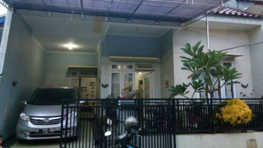Rumah seorang warga yang kemalingan Perumahan Taman Duta, Jalan Teratai V, Blok A8 No 13, Sukmajaya, Depok, Jawa Barat.