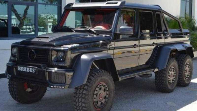 Mercedes Benz Brabus B63S 700 6x6