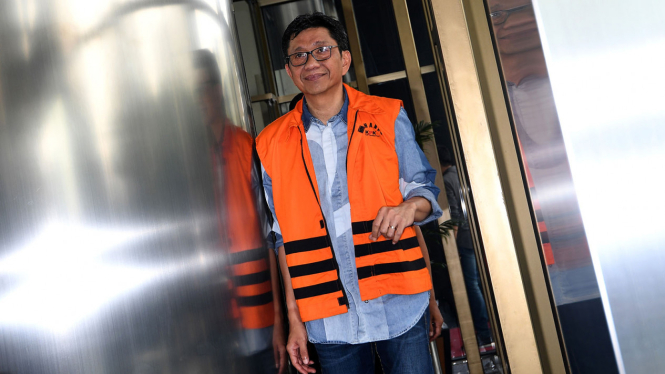 Pemeriksaan Perdana Eddy Rumpoko