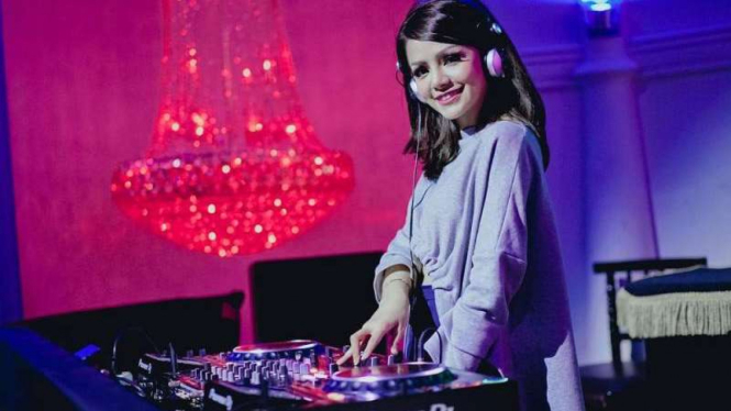 DJ Yasmin