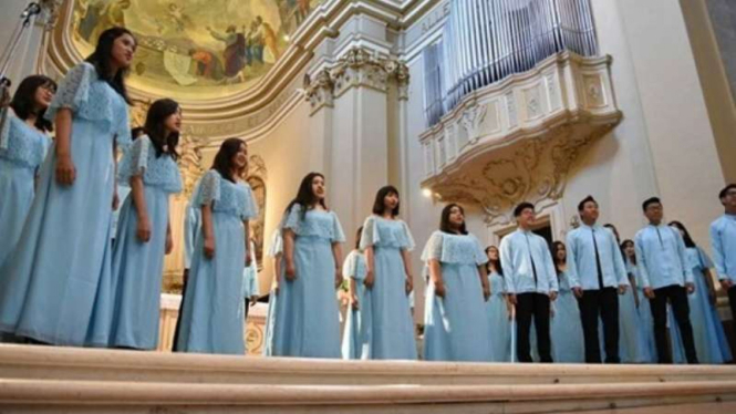Paduan Suara Unika Borong Emas Dunia di Italia