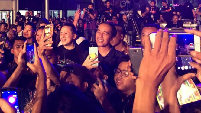 Presiden Jokowi Nonton Synchronize Festival 2017