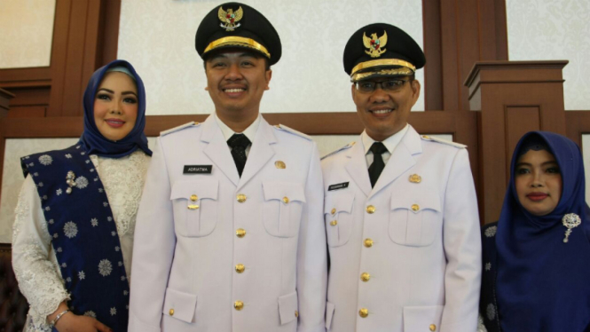 Adriatma Dwi Putra dan Sulkarnain sebagai Wali Kota dan Wakil Wali Kota Kendari.