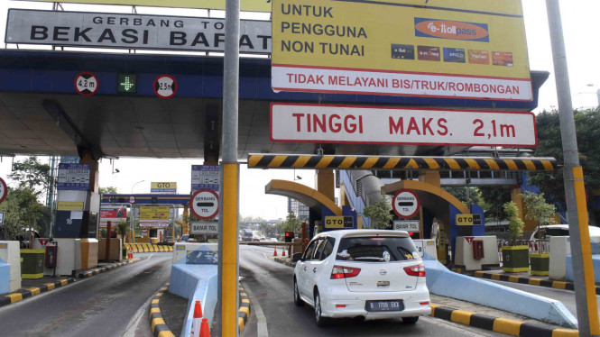 sorot non tunai - gerbang tol e-toll