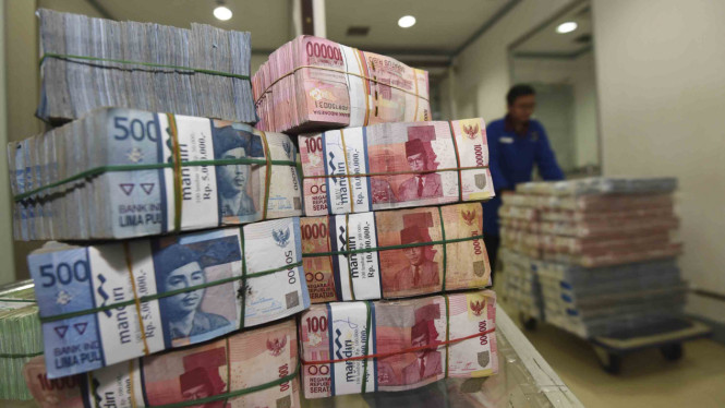 Tumpukan uang di Bank Indonesia.